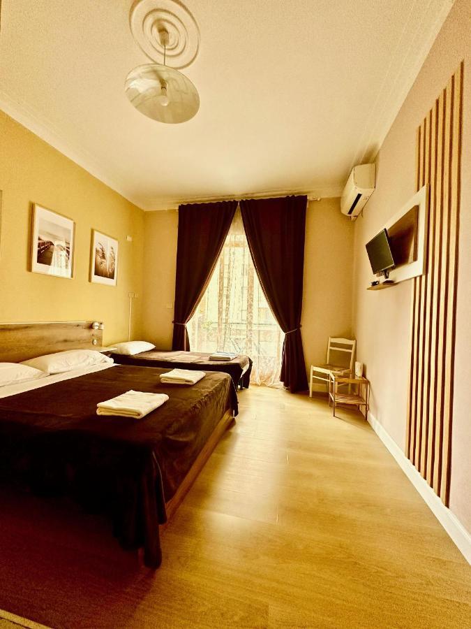 Pardis Guest House Рим Екстериор снимка