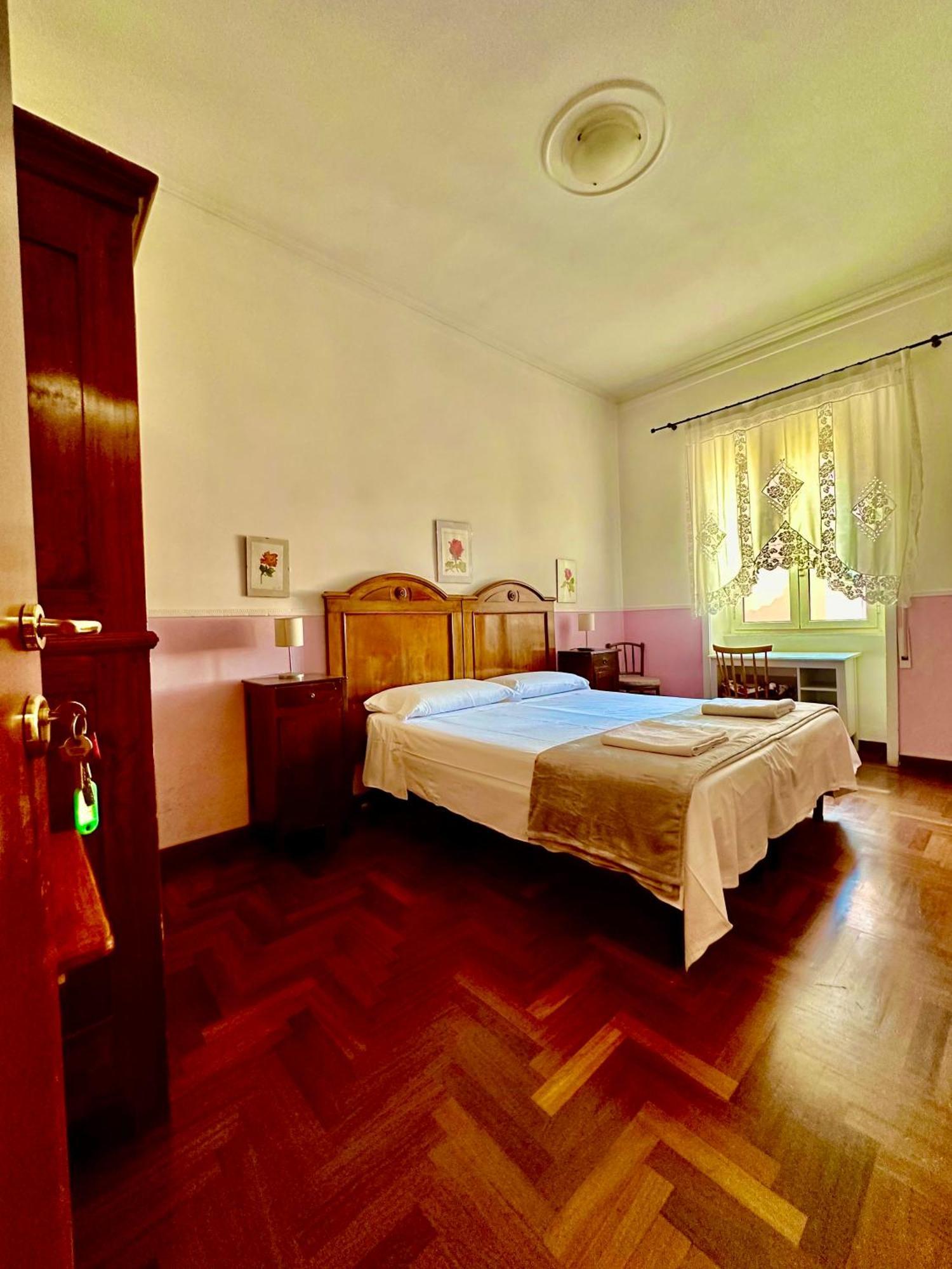 Pardis Guest House Рим Екстериор снимка