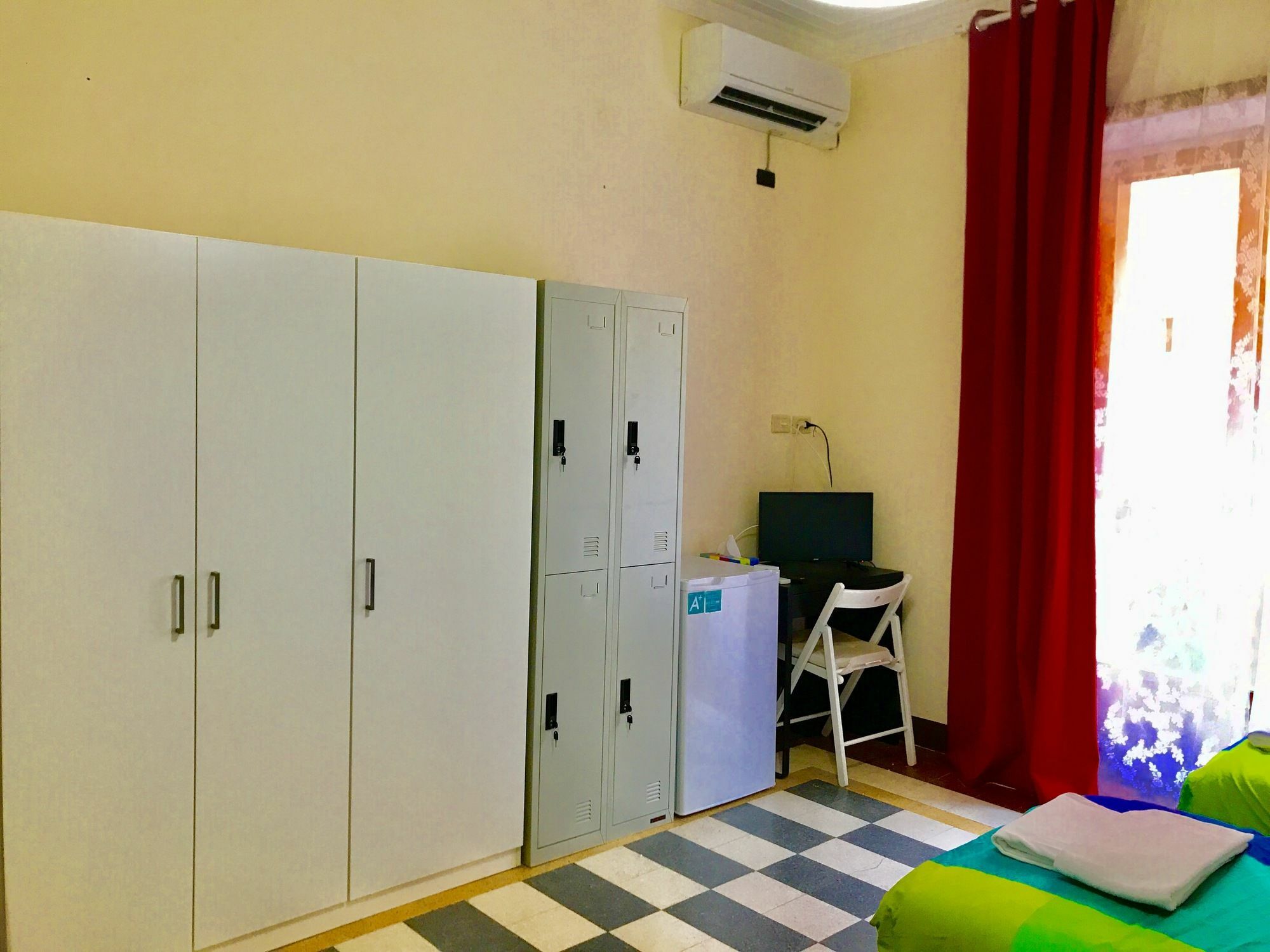 Pardis Guest House Рим Екстериор снимка